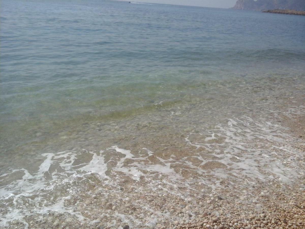 Chez Berna - Se Alquila Habitacion Denia Dış mekan fotoğraf